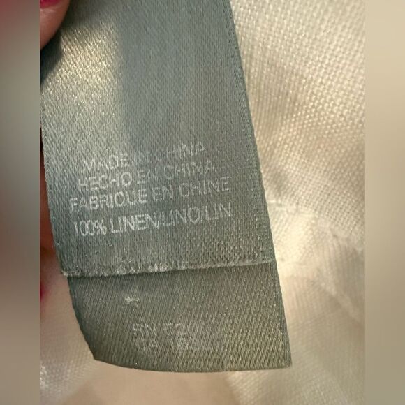 Liz Claiborne size L white button down blouse - Picture 9 of 10